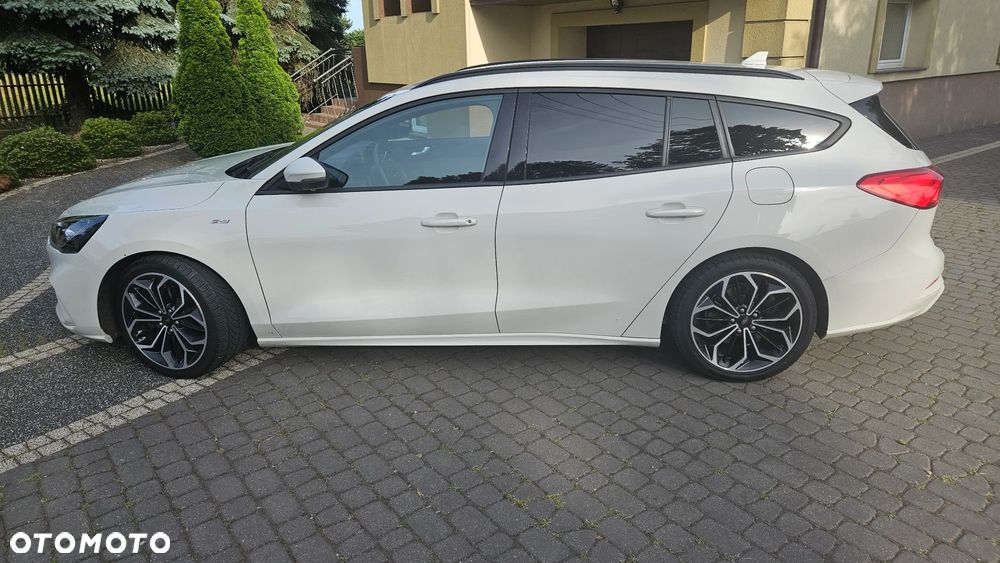 Ford Focus - 4