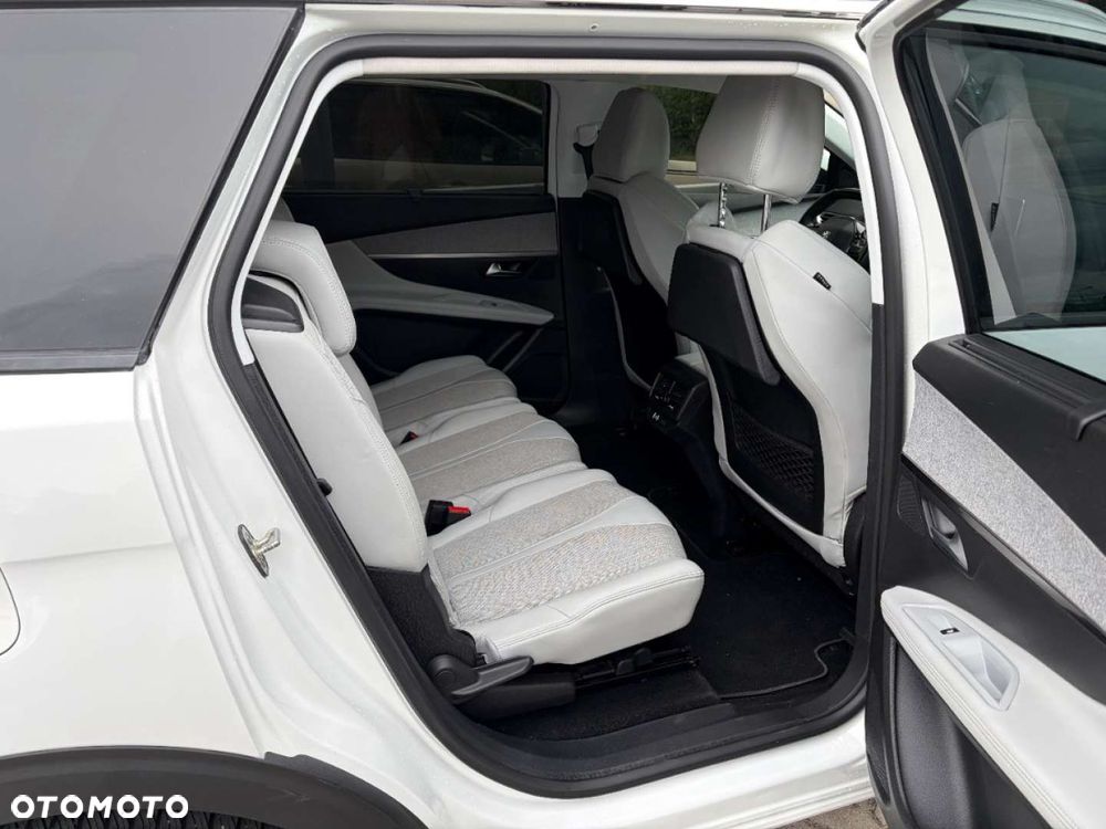 Peugeot 5008 1.5 BlueHDi Allure S&S - 19