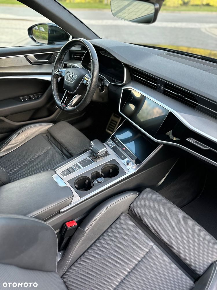 Audi A6 Avant 40 TDI quattro S tronic S line - 28