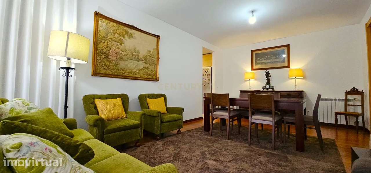Apartamento com Três Quartos no Centro da Cidade da Póvoa de Varzim - Grande imagem: 3/32