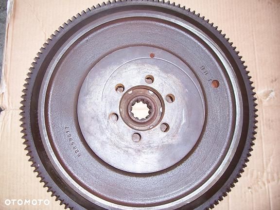 NEW HOLLAND TS100 KOLO ZAMACHOWE SPRZEGLO 82859617 - 3