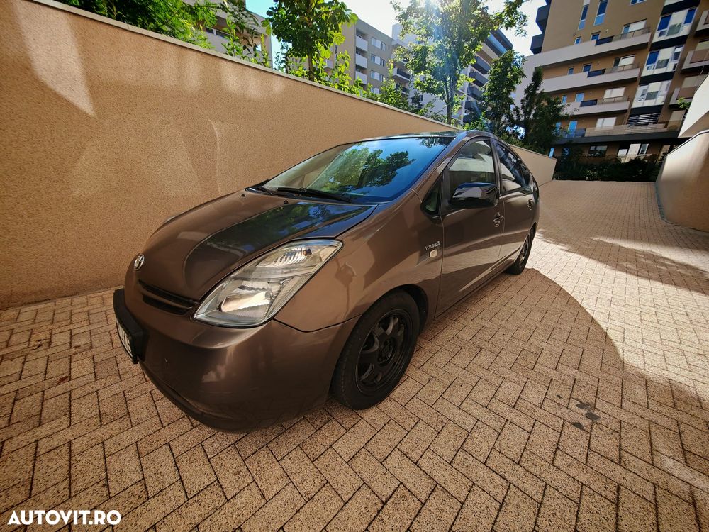 Toyota Prius - 2