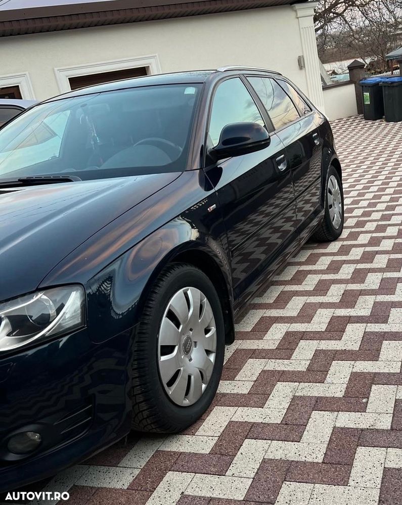 Audi A3 1.6 TDI Limousine S line Sportpaket - 2
