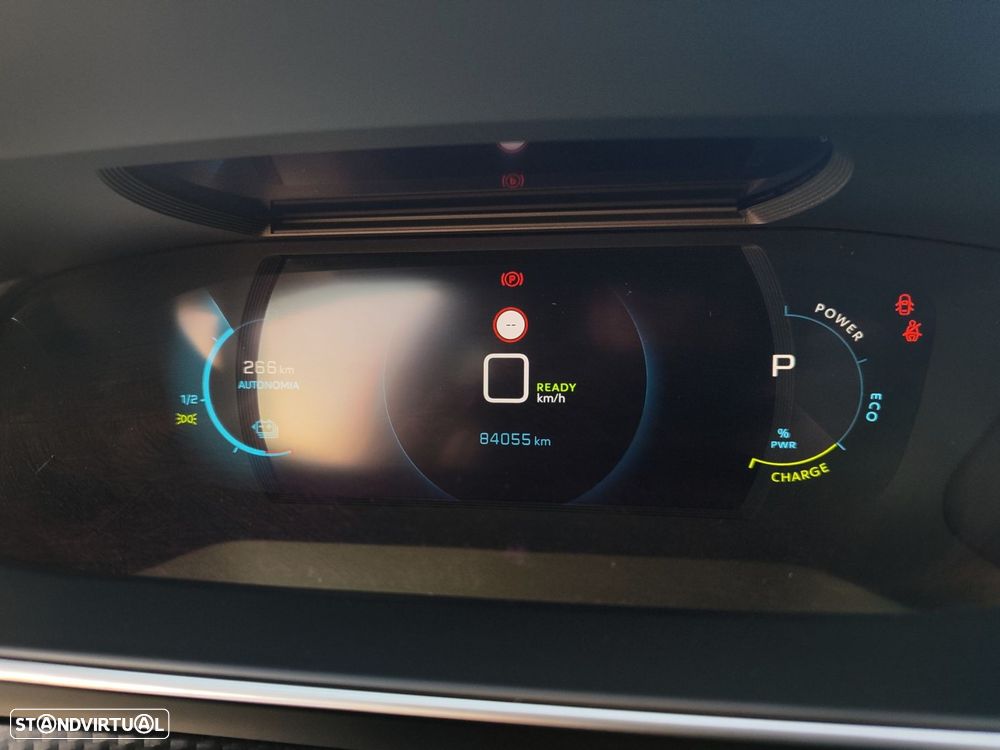 Peugeot e-208 50 kWh Allure - 30