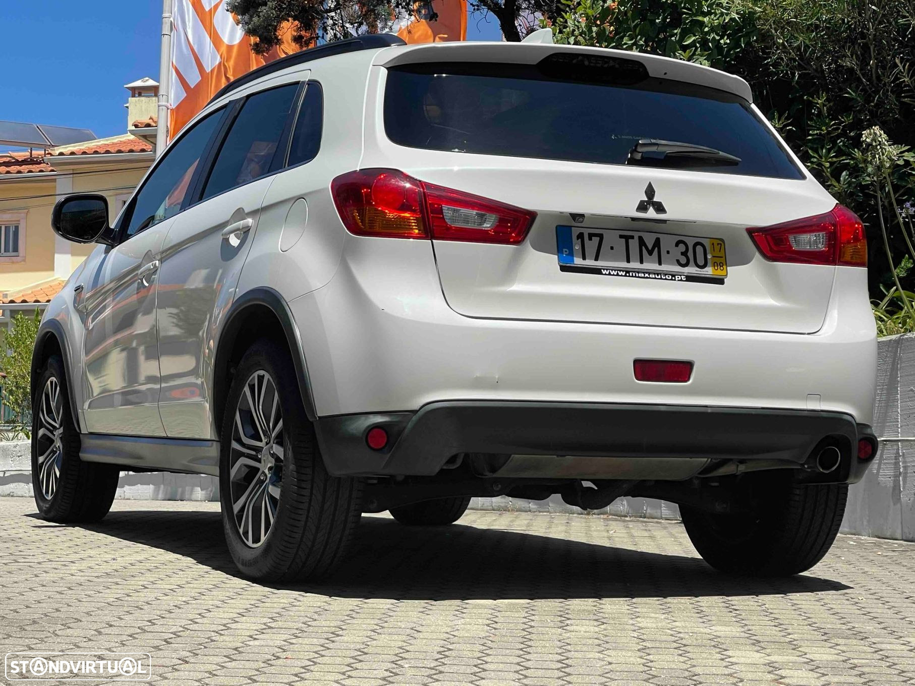 Mitsubishi ASX 1.6 MIVEC Intense Connect Edition - 26