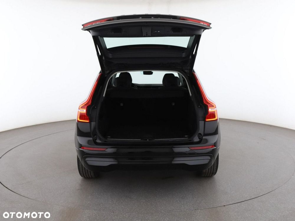 Volvo XC 60 B4 D Geartronic Momentum Pro - 20