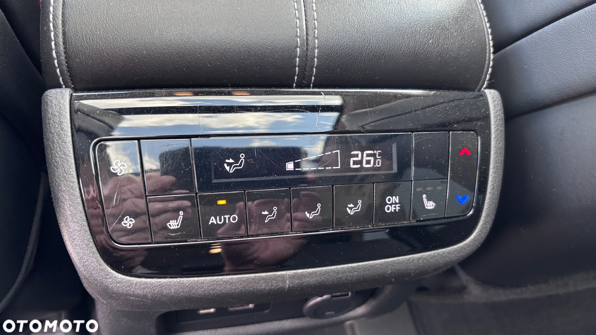 Infiniti QX60 - 24
