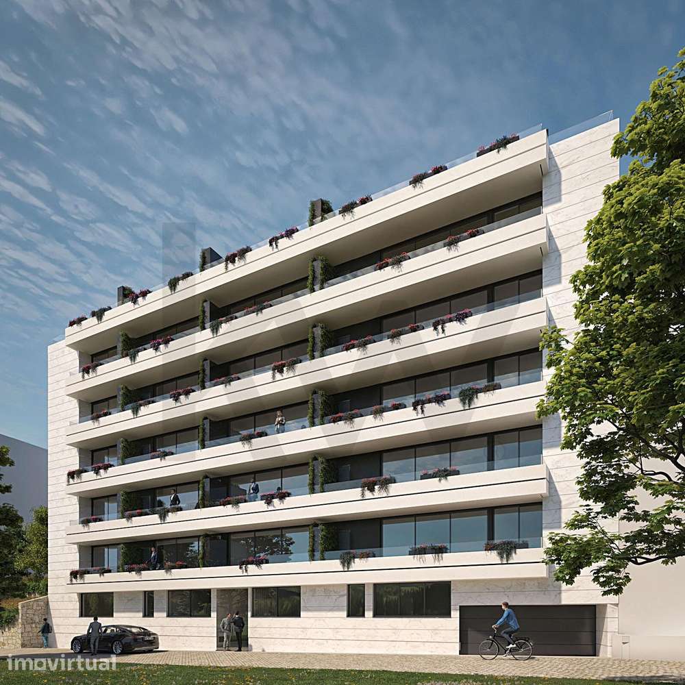 Apartamento T3, c/ varanda e garagem, no Centro Histórico de Leça d - Grande imagem: 2/21