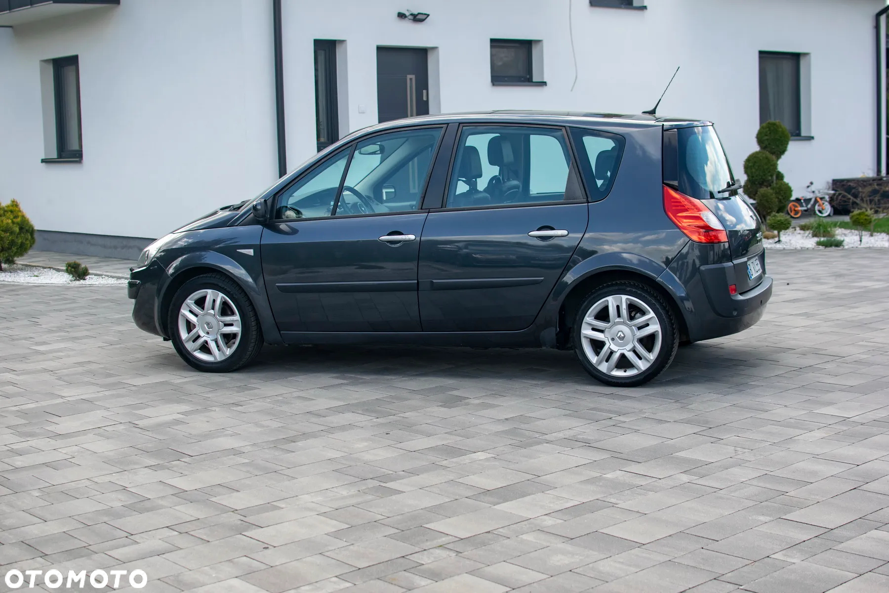 Renault Scenic 2.0 16V Dynamique - 22