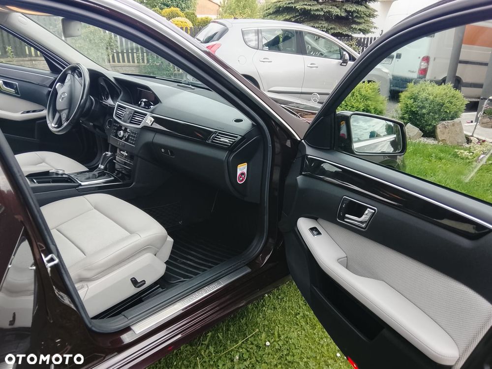 Mercedes-Benz Klasa E 250 CGI BlueEffICIENCY Avantgarde - 6