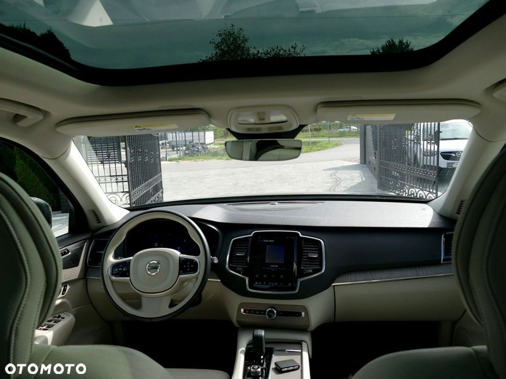 Volvo XC 90 - 5