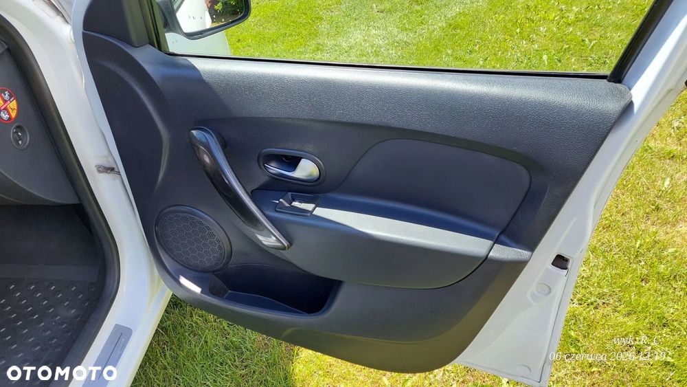 Dacia Sandero - 12