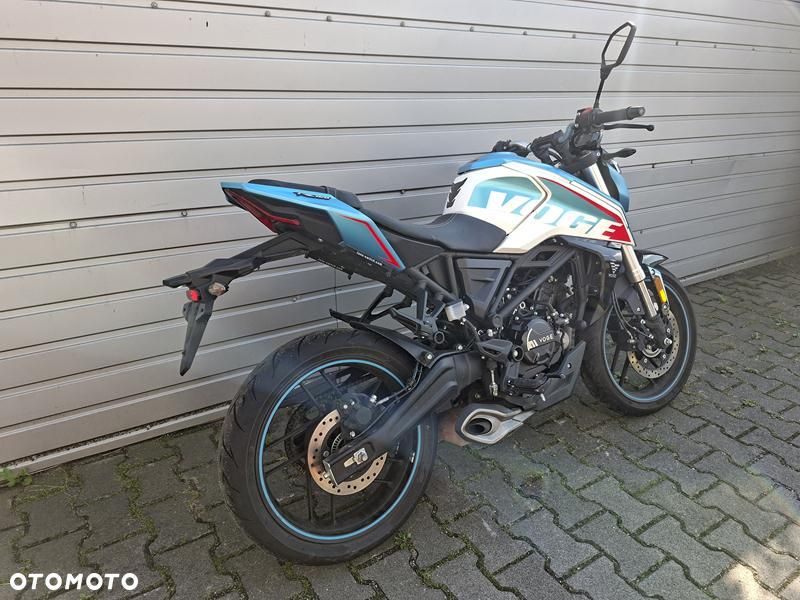 VOGE R125 - 6