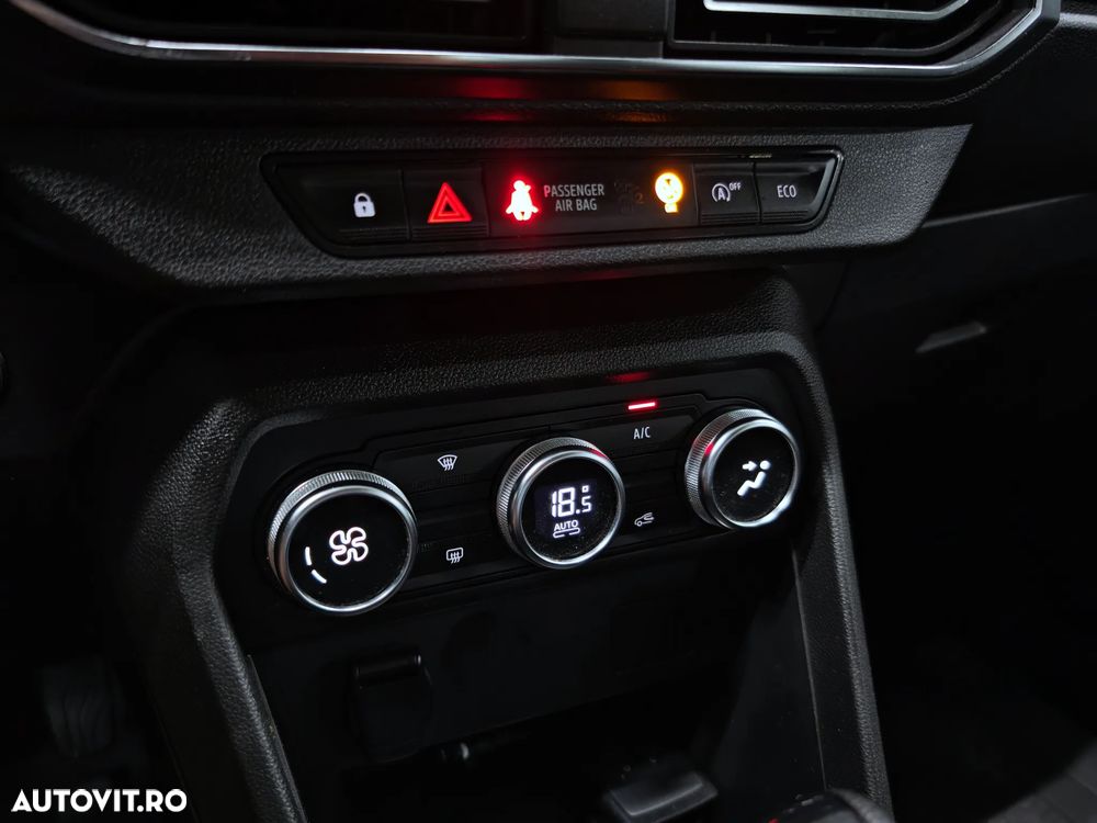 Dacia Logan TCe 90 CVT Journey - 21