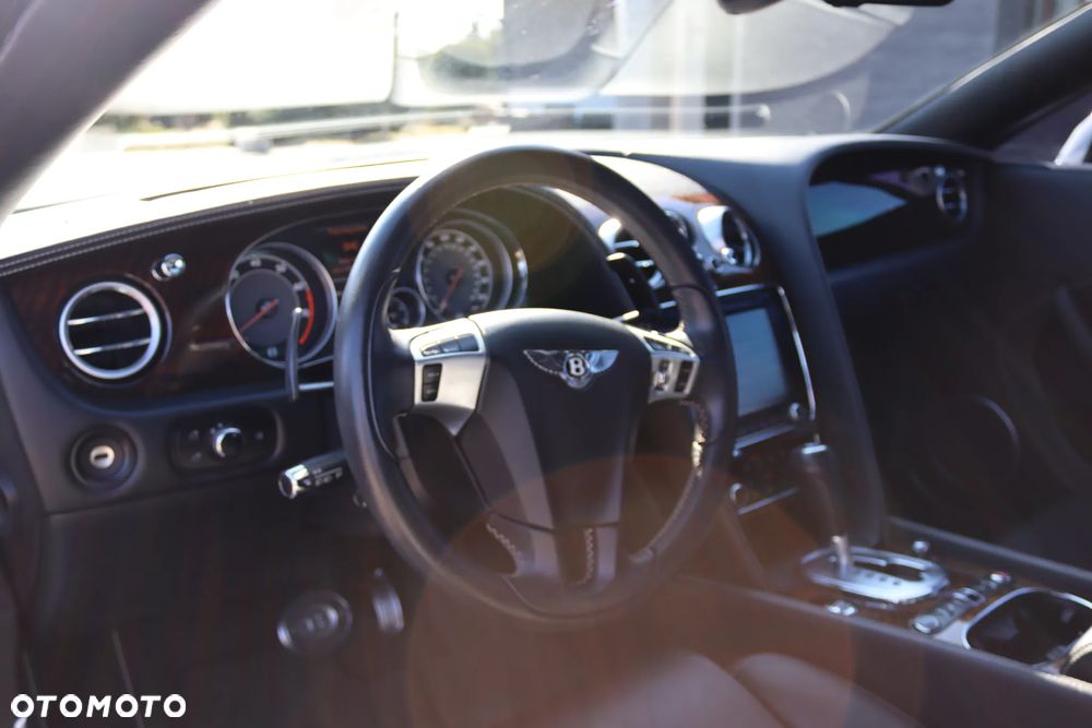 Bentley Continental GT V8 - 19