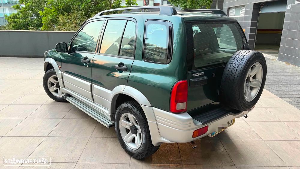 Suzuki Grand Vitara Metal Top 2.0 TDi - 2