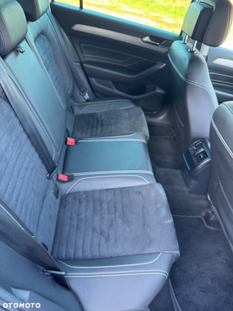 Volkswagen Passat 2.0 TDI 4Mot Elegance DSG - 11