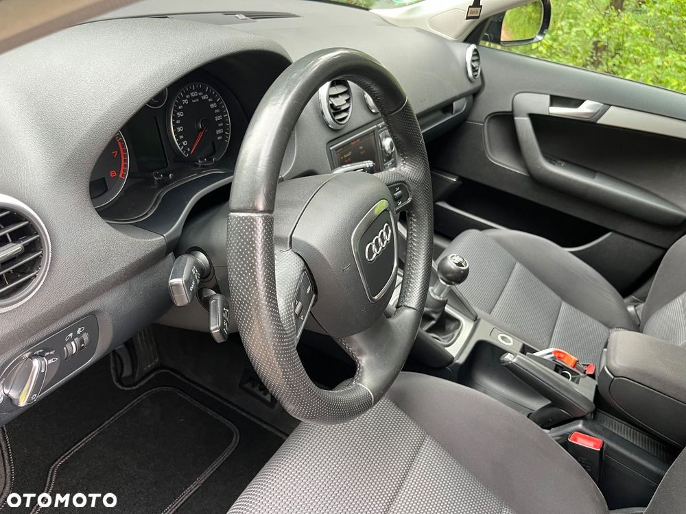 Audi A3 Sportback - 11
