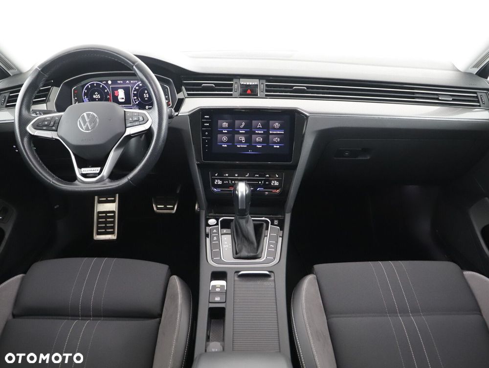 Volkswagen Passat Alltrack 2.0 TSI 4Mot DSG - 12
