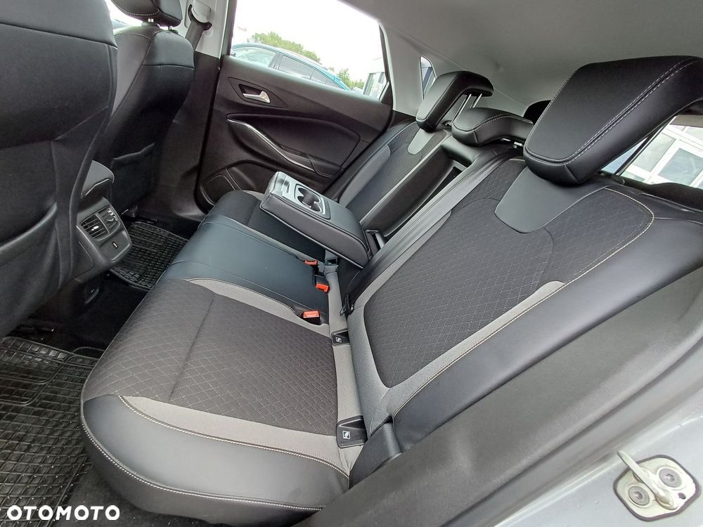 Opel Grandland X 1.6 T Elite S&S - 30