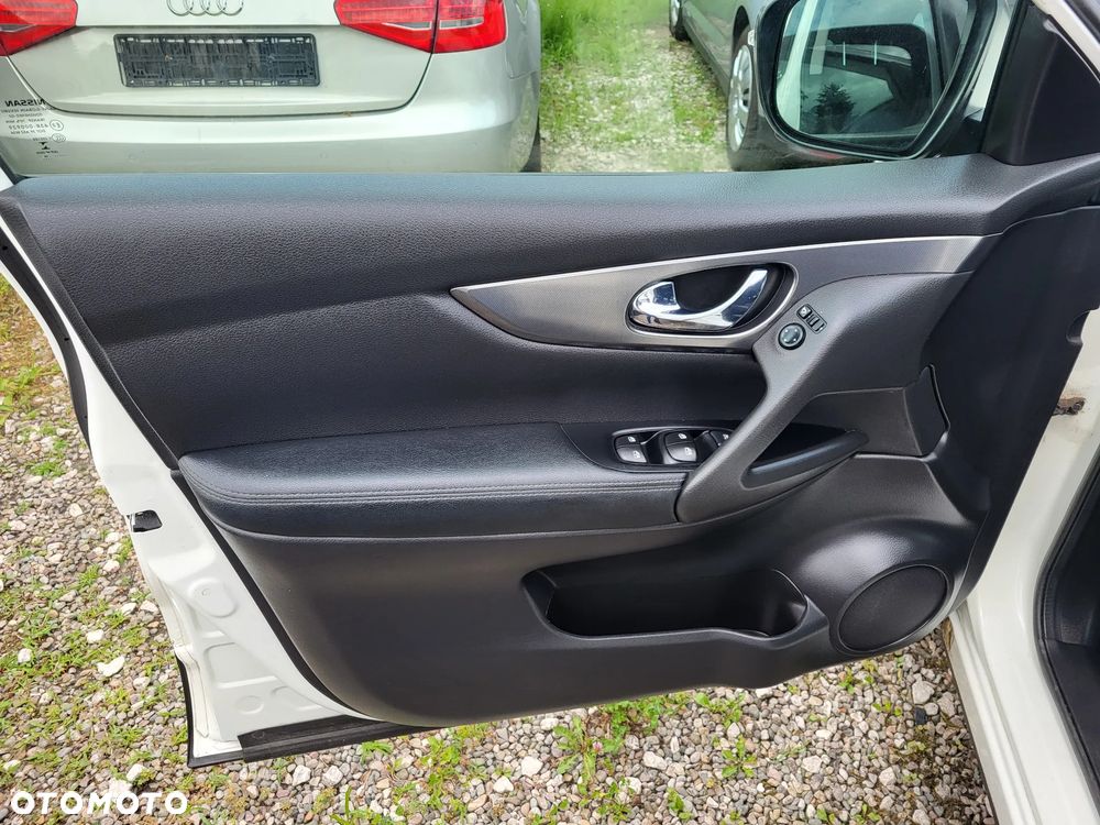 Nissan Qashqai 1.3 DIG-T Tekna - 11
