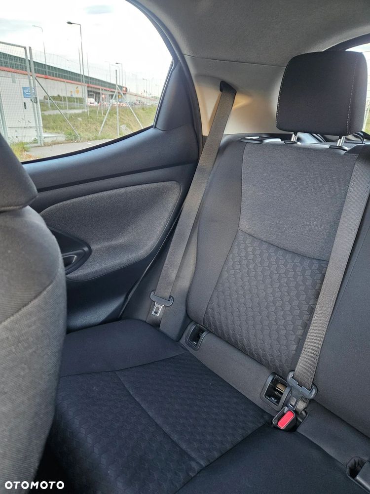 Toyota Yaris - 9