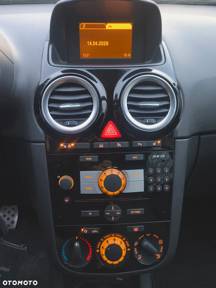 Opel Corsa 1.4 16V Color Edition - 28