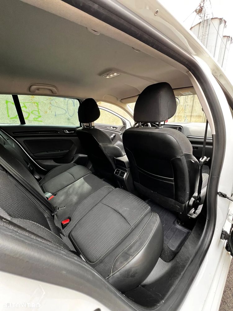 Renault Megane Estate 1.5 dCI EDC Intens - 7