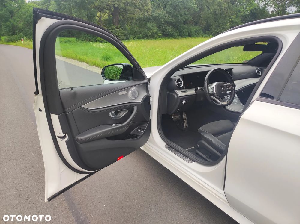 Mercedes-Benz Klasa E 300 de 9G-TRONIC Night Edition - 21