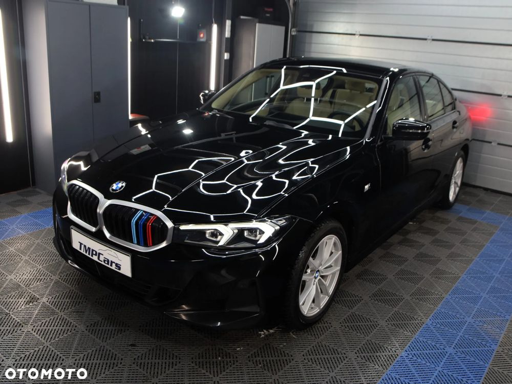 BMW Seria 3 318i - 33