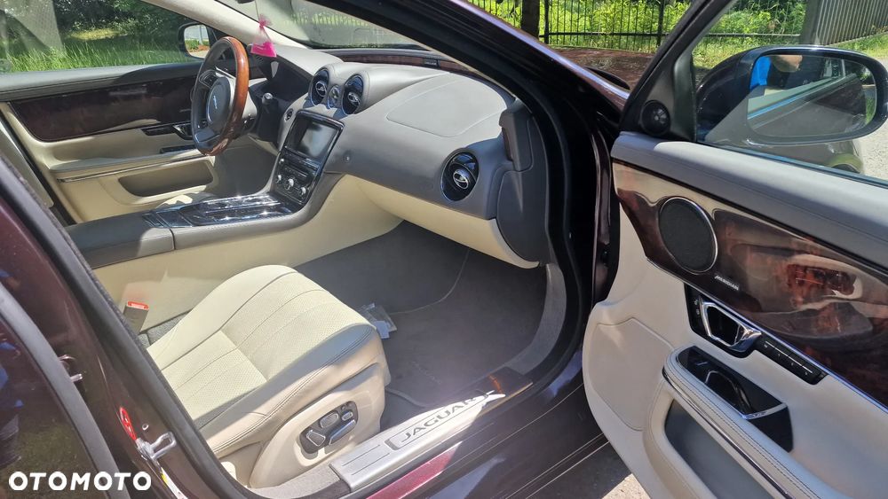 Jaguar XJ 3.0 V6 Kompressor AWD Portfolio - 24