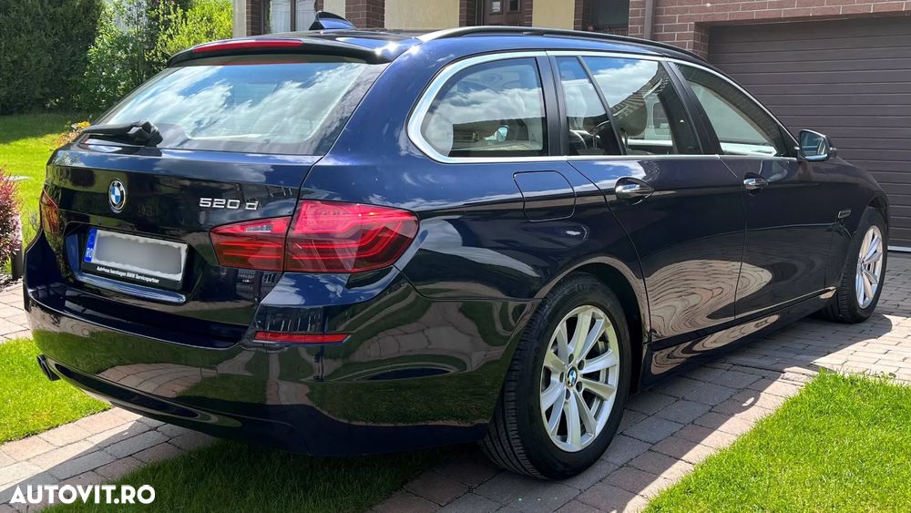 BMW Seria 5 520d xDrive - 4