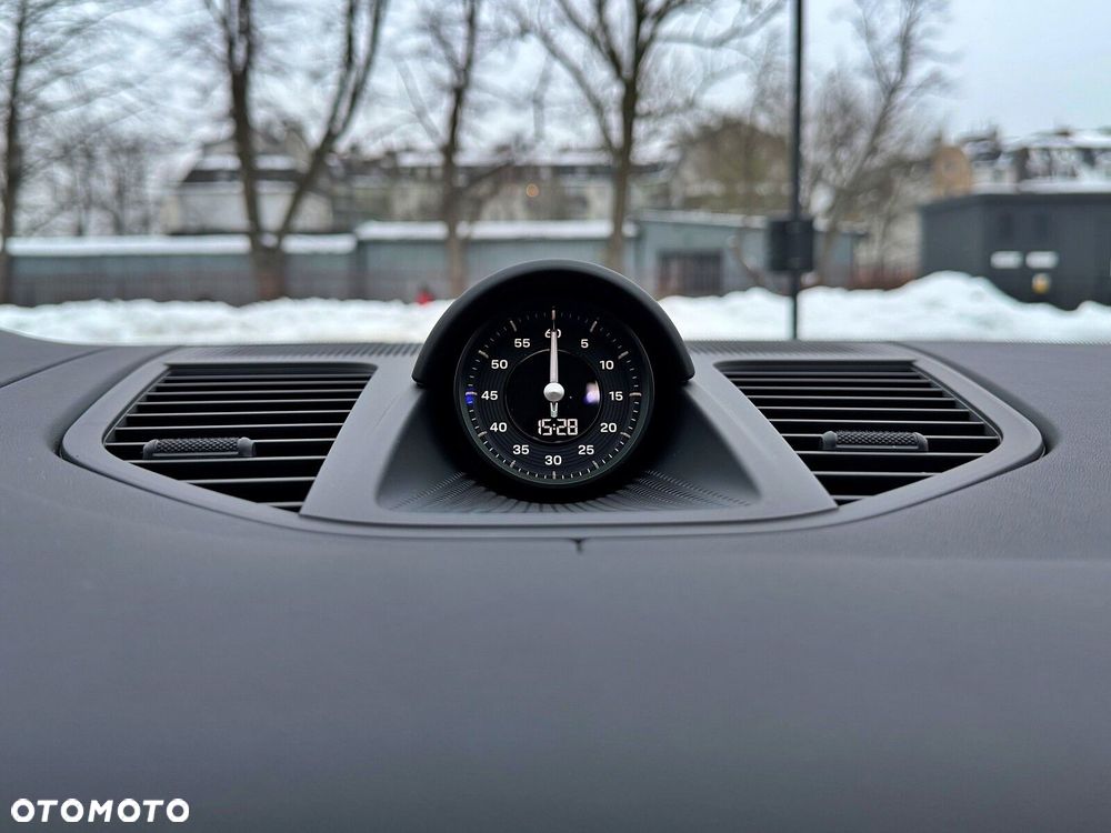 Porsche Panamera - 35