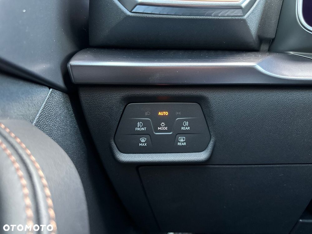 Cupra Formentor 1.5 TSI DSG - 25