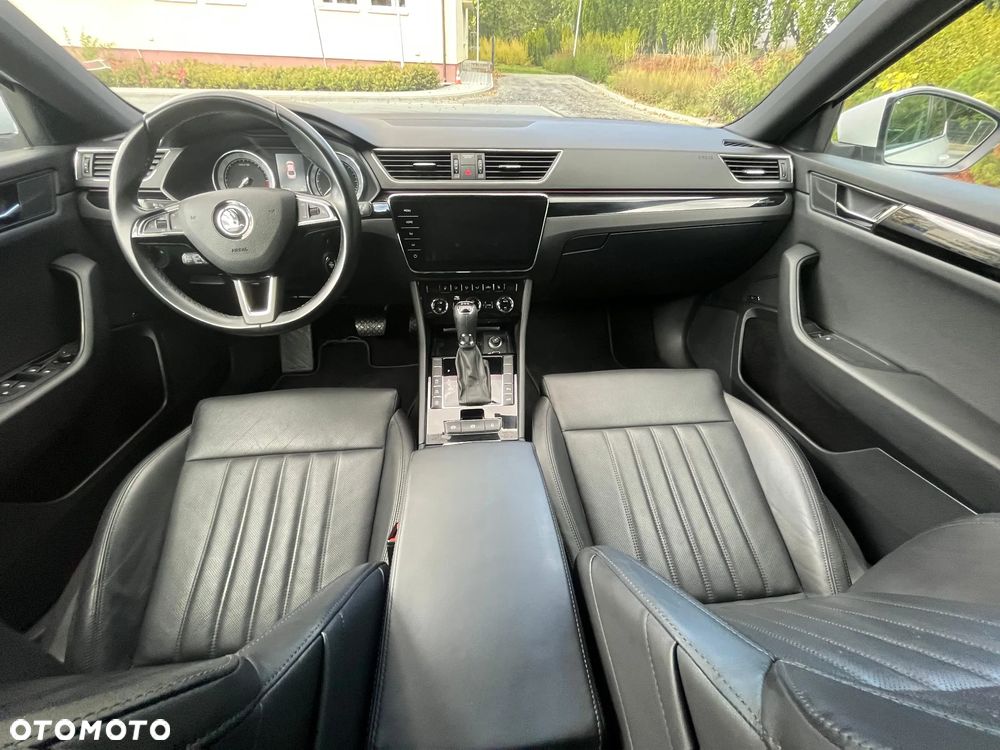Skoda Superb 2.0 TDI L&K DSG - 13