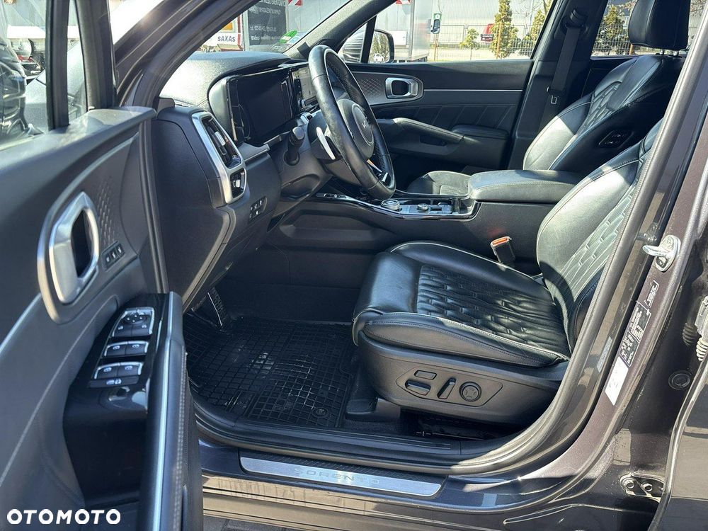 Kia Sorento - 11