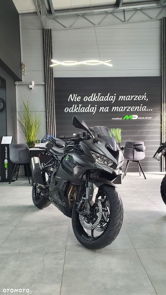 Kawasaki Ninja - 4