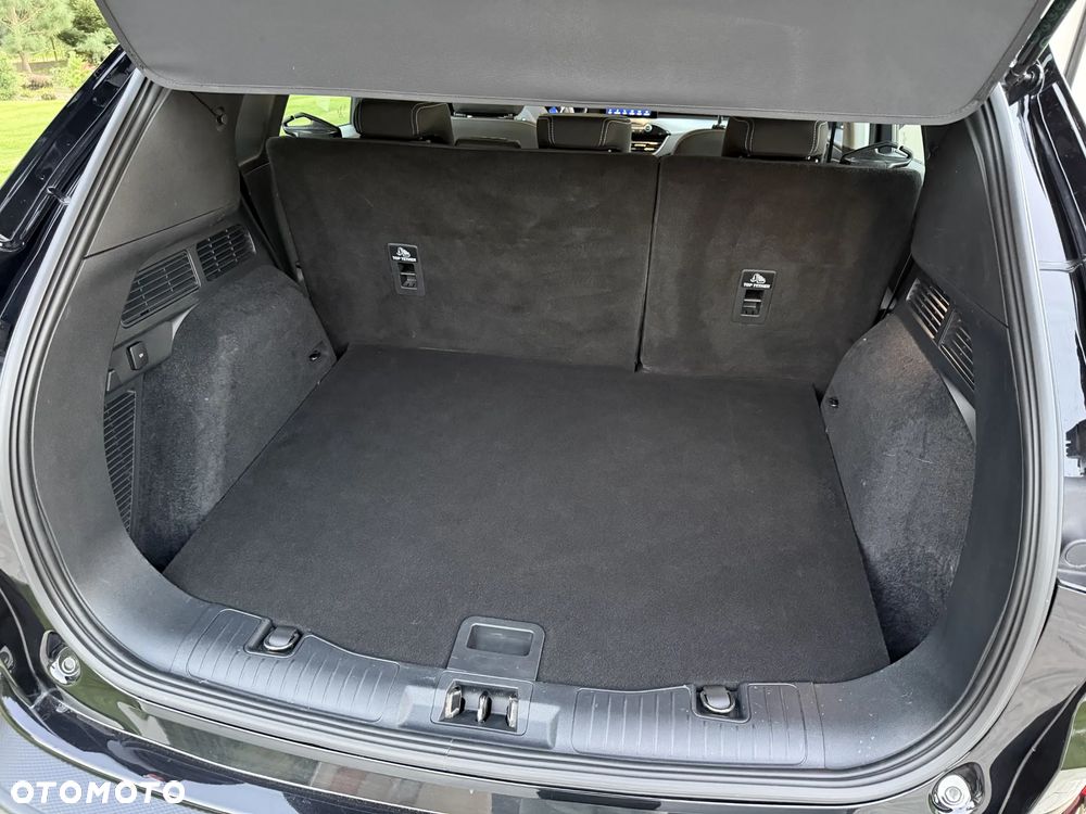 Ford Kuga 2.5 Duratec PHEV TITANIUM X - 35