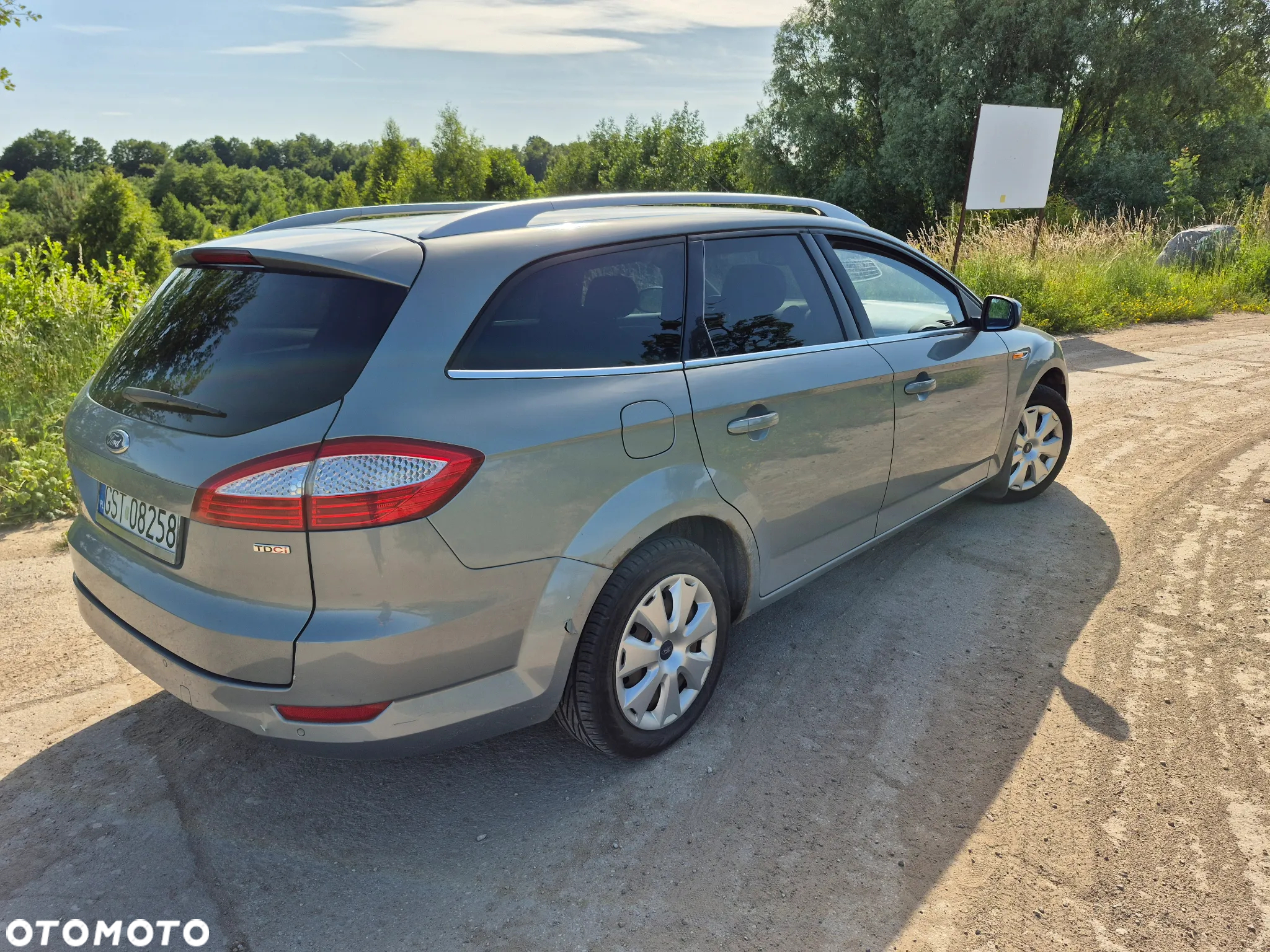 Ford Mondeo 2.0 TDCi Titanium - 21