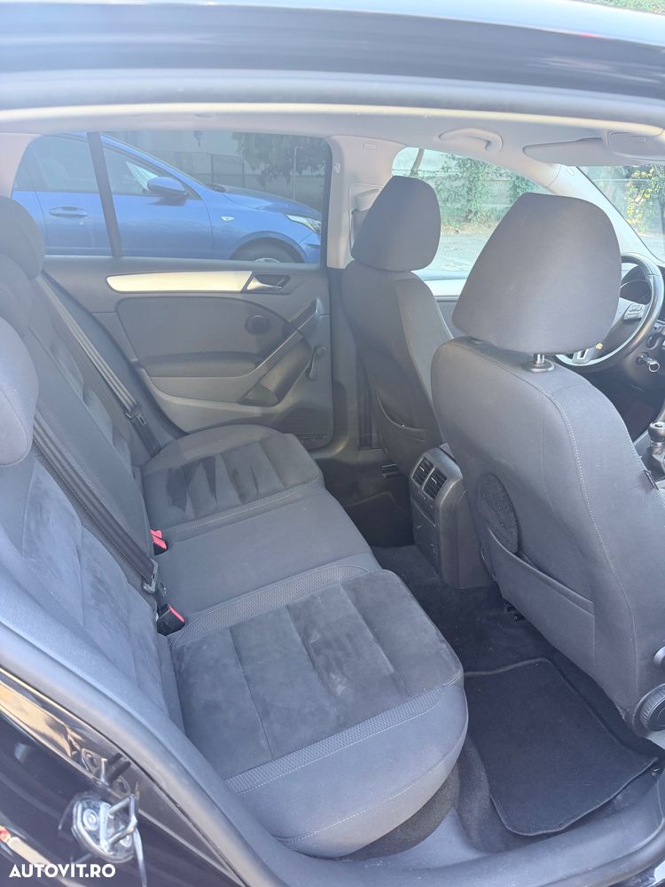 VOLKSWAGEN Golf 2011 — imagine 10