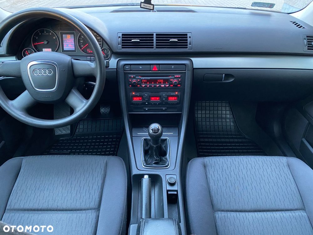 Audi A4 Avant 1.6 - 8