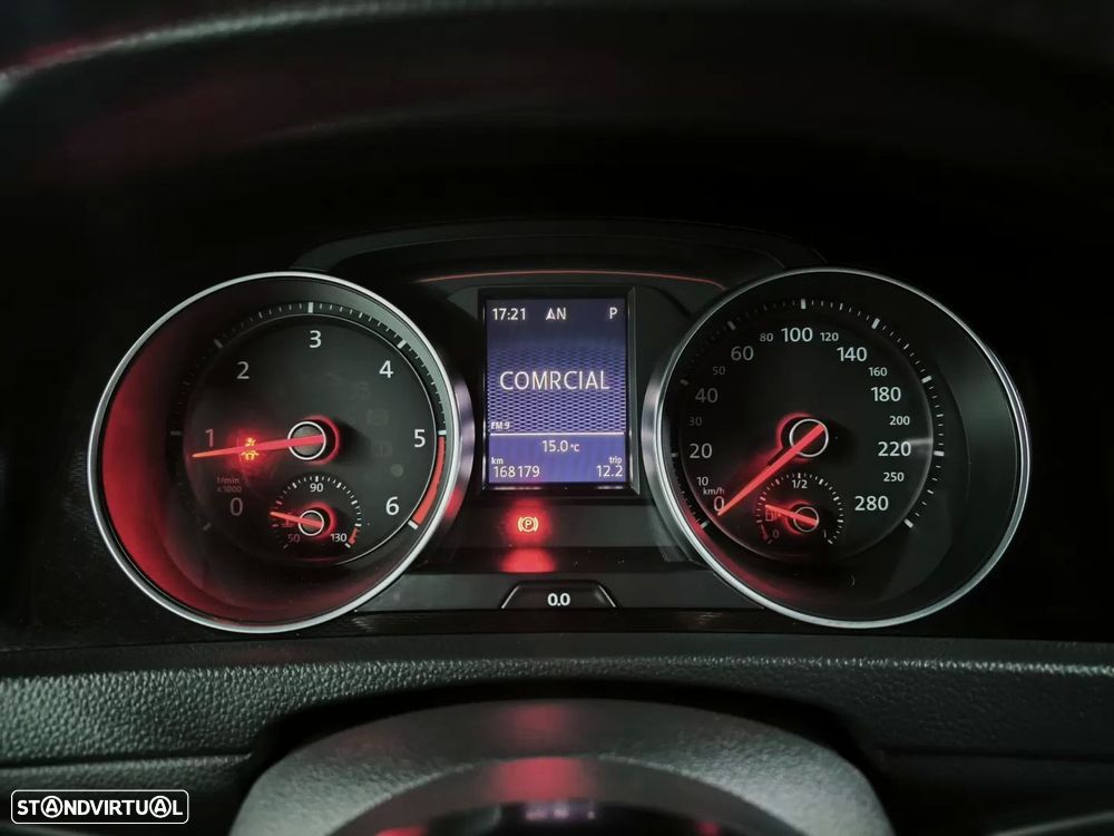 VW Golf 2.0 TDI GTD DSG - 29