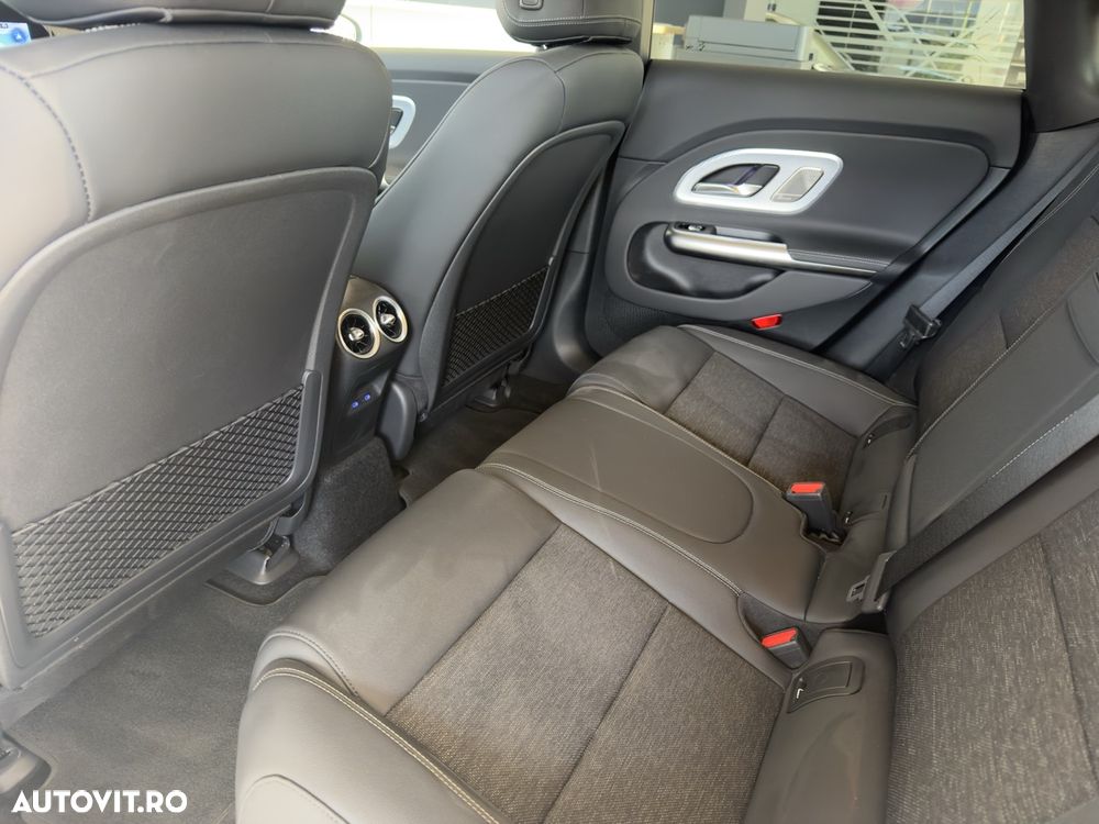Mercedes-Benz CLA 350 4MATIC EQ Technologie - 12