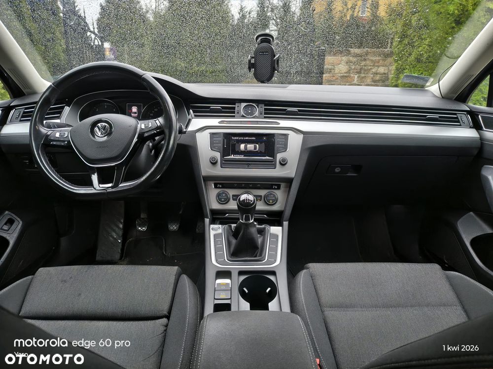 Volkswagen Passat - 5