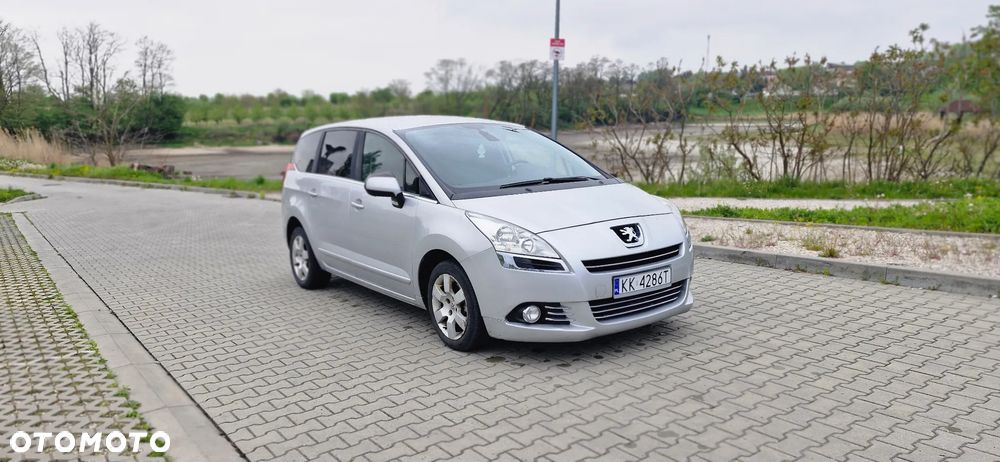 Peugeot 5008 - 2