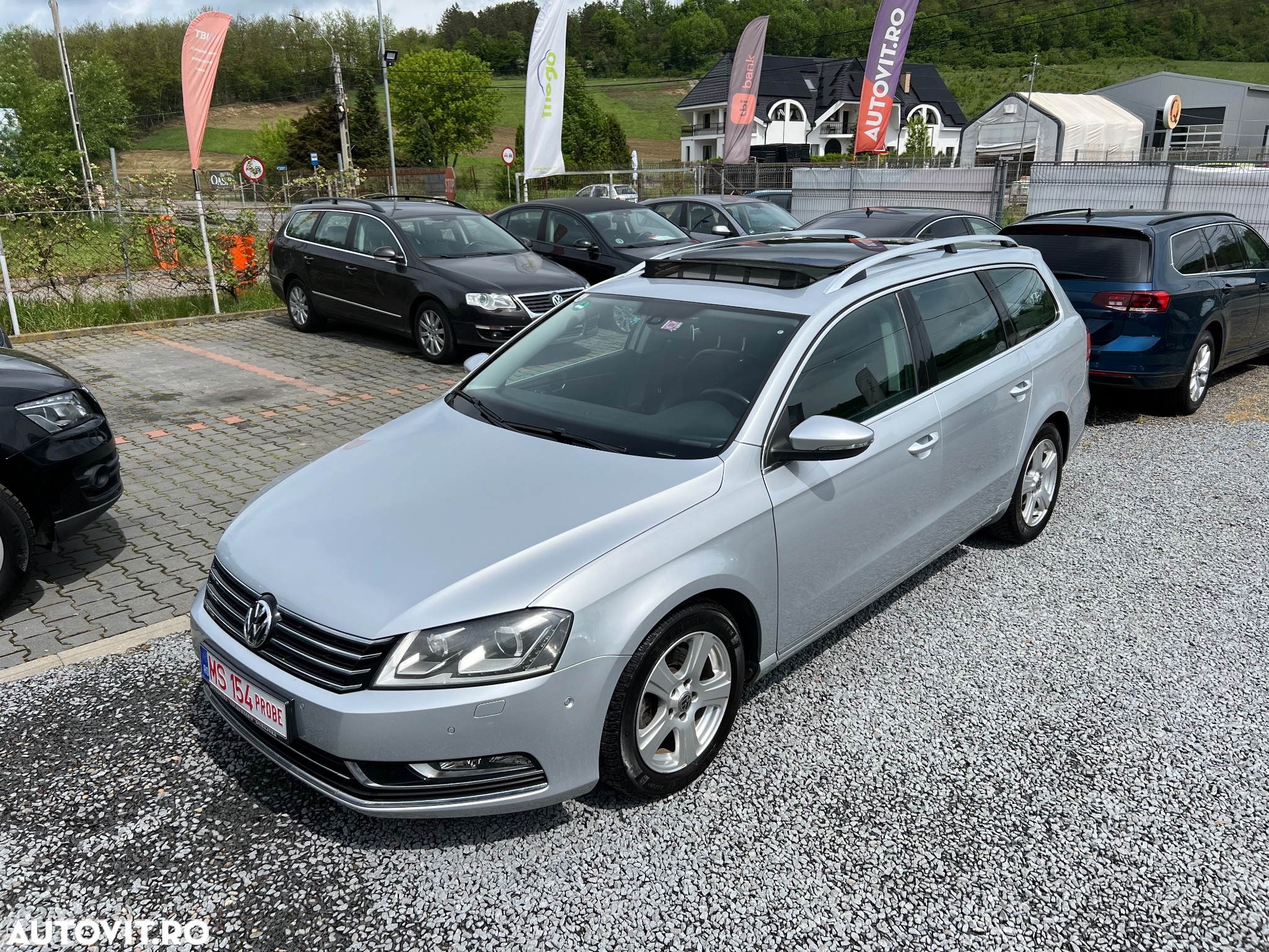 Volkswagen Passat Variant 2.0 TDI 4Motion BlueMotion Technology Highline - 20