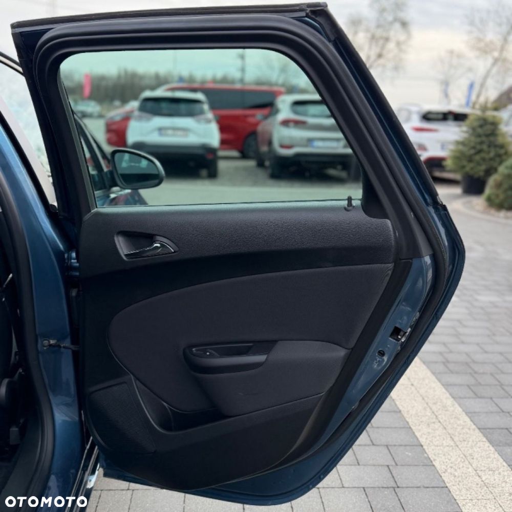 Opel Astra - 32