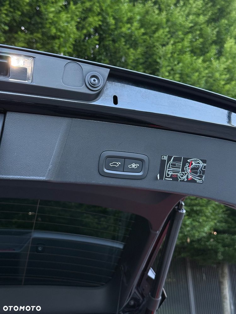 Volvo XC 40 T4 Recharge DKG Plus Dark - 26