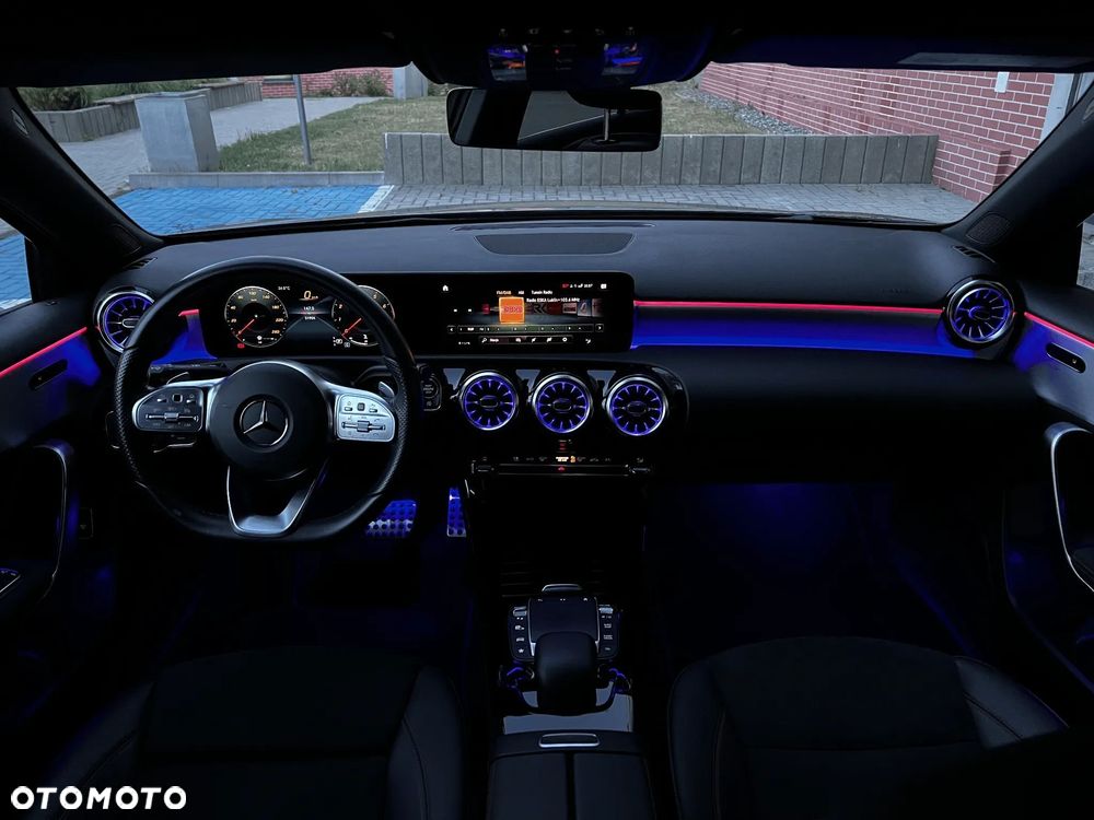 Mercedes-Benz Klasa A 200 AMG Line 7G-DCT - 23
