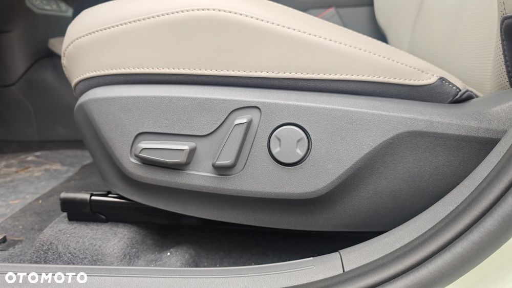 Kia EV3 81.4kWh Business Line - 10